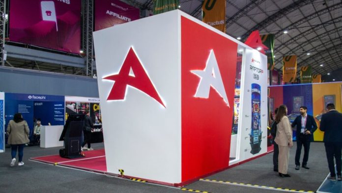 Ainsworth-shareholder-lambasts-Novomatic’s-valuation