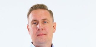 Simon Westbury Ends the “Never Explain, Never Complain” Era at 1xBet
