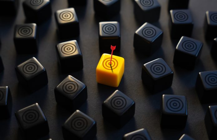 The,Arrow,Hit,The,Highlighted,Target.,Advertising,,Marketing,And,Targeting.