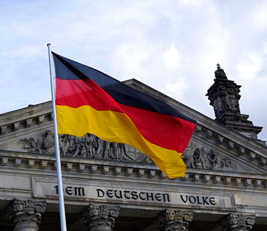 Adi Predictstreet Faces Ban in Germany and Enters Partnership With Kalshi